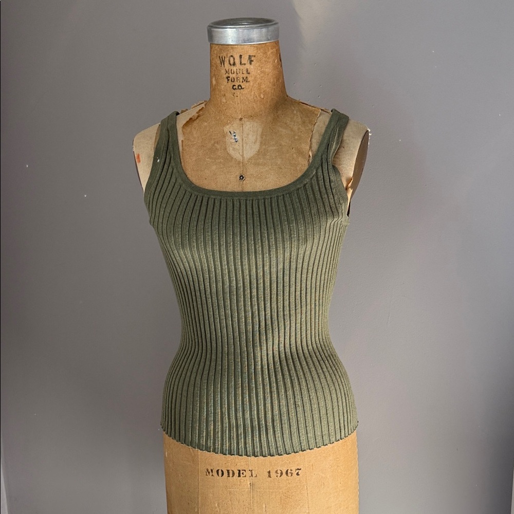 EUC Cable & Gauge Olive Ribbed Knit Tank Top
